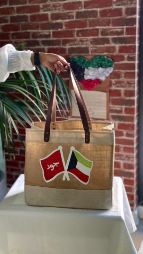 صورة جنطة خيش كبيرة  -الكويت